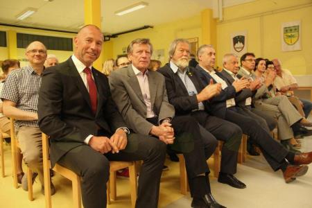 5687_1530468224_127_5687