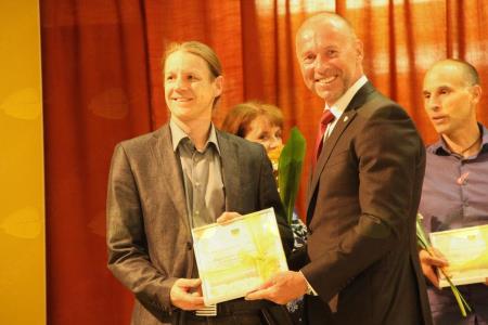 28334_1530468228_70_28334