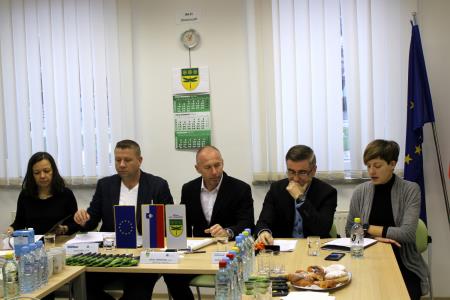 31356_1483444096_134_31356