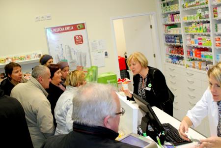 Podružnica deluje na približno 60 m2.