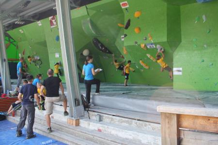 25390_1473514056_452_25390